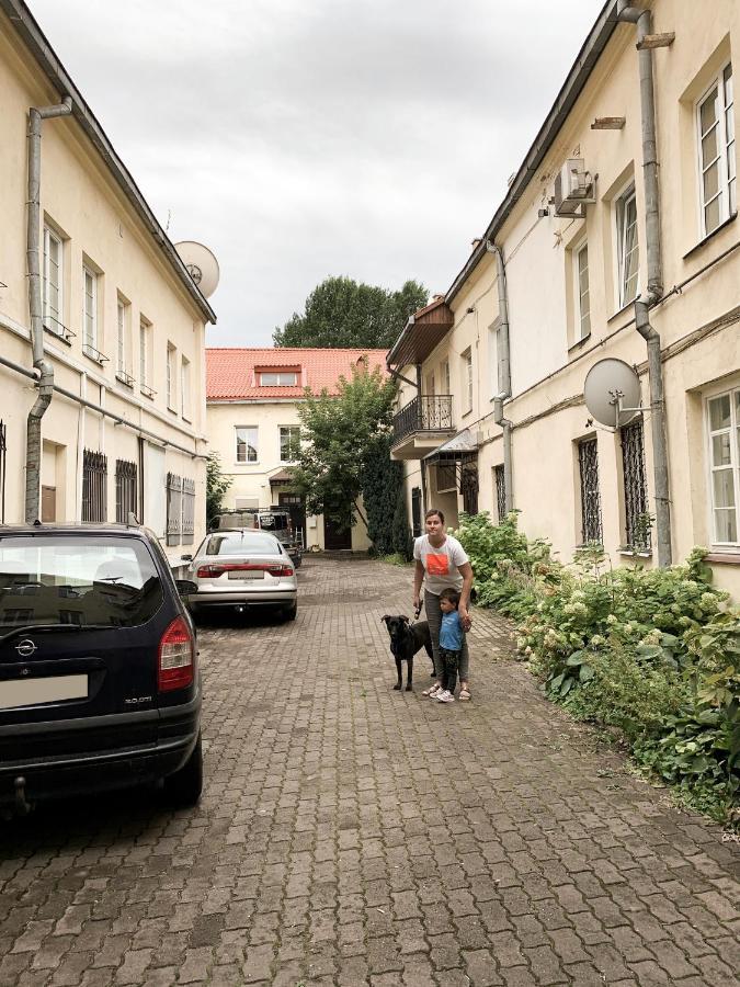 Old Town Home Of Evil Dog VNO Exterior photo